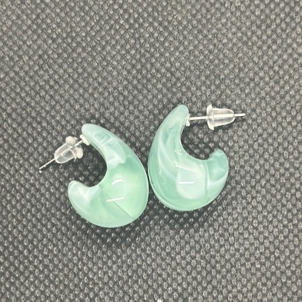 Chic Mint Green Marbled Water Drop Stud Earrings | Resin Acrylic Jewelry